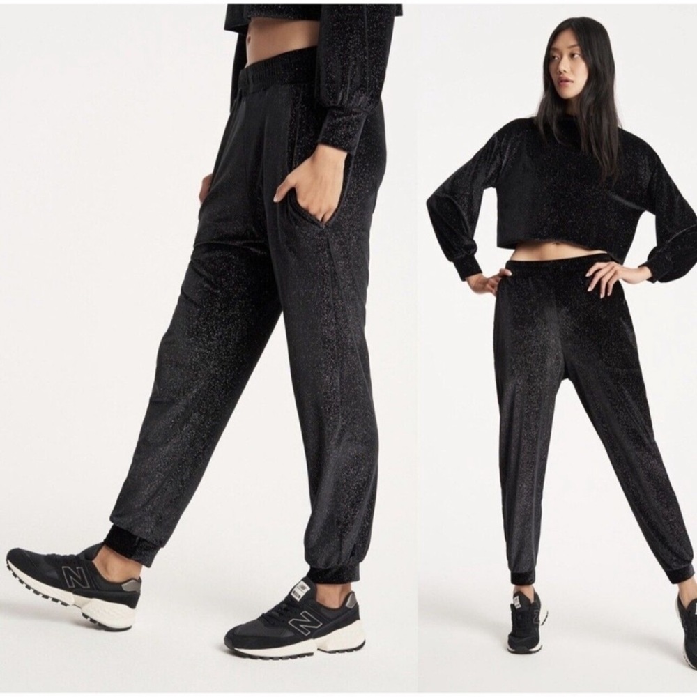Black Velvet Women's Jogger Pants